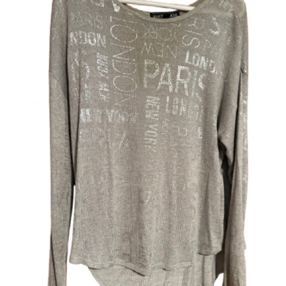 Almost Famous Metallic Gray Sweatshirt